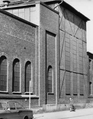 Hamburg-Altona. Die Klinkerfassade des Fabrikgebäudes der Fa. Merck & Hambrock. Aufgenommen 1974