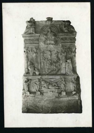 prot. Kirche, Grabmal der Flörsheimer, 16. Jh. Vergl. 457