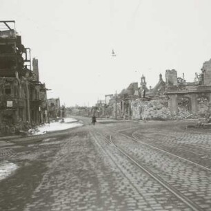 Blick zur Ruine der Reformierten Kirche