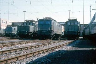 Bw Kornwestheim Lok 150 195 Lok 193 013 Lok 193 018