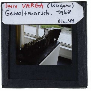 Varga, Gewaltmarsch