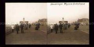 Besucher auf der Strandpromenade, Scheveningen, Den Haag