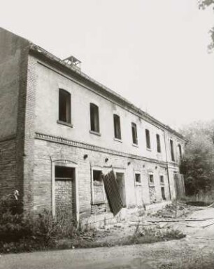 Ehemaliges Rittergut in Markneukirchen-Wohlhausen : Markneukirchen-Wohlhausen (Vogtlandkreis), Ehemaliges Rittergut (Pferdestall), Ringweg 17, Traufseite