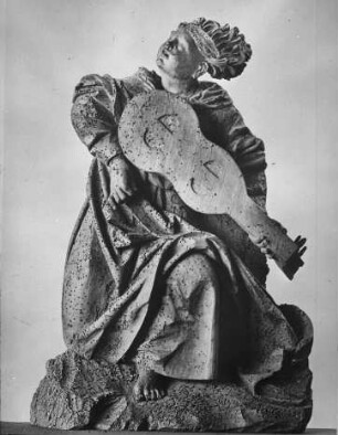 Berlin, Engel mit Viola. Staatliche Museen zu Berlin - Preußischer Kulturbesitz, Skulpturensammlung, schwäbisch