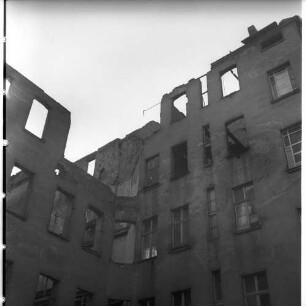 Negativ: Ruine, Wartburgstraße 41, 1951