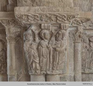 Kapitell mit Himmelfahrt Christi: Maria und Apostel - E16PP28