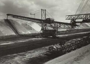 Braunkohle, Brieske-Ost, Franz Mehring, Große Abraumförderbrücke, Riesenbagger