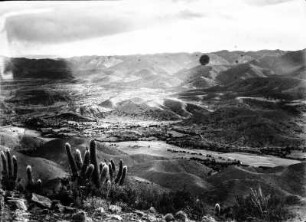 Talblick : Blick von Südwesten in das Tal von Vitiche
