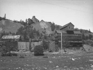 Stillgelegtes Bergwerk : Ein stillgelegtes Gold- und Silberbergwerk nach der kanadischen Stadt Rossland.