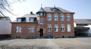 Schule; Heuchelheim, Bahnhofstraße 14