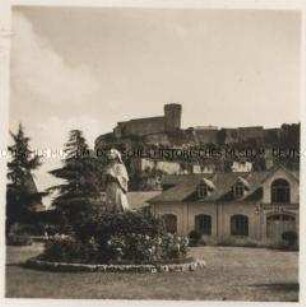 Lourdes, Figur der Bernadette Soubirous