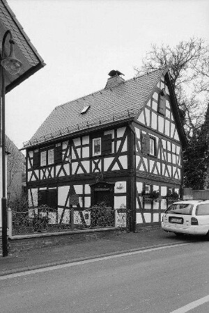 Wohnhaus; Grävenwiesbach, Stockheimer Seite 3