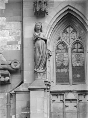 Westportal, nördliches Fenster: Kunigunde