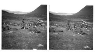 Bei Tromsø/ Norwegen: Im Samenlager. Lagernde Samen in der Landschaft