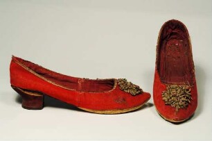 Frauenschuhe (Paar)