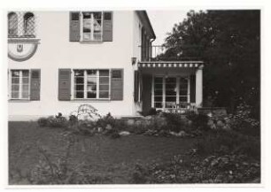 Garten Buschmühle, Forst: Wohnterrasse mit Trockenmauer