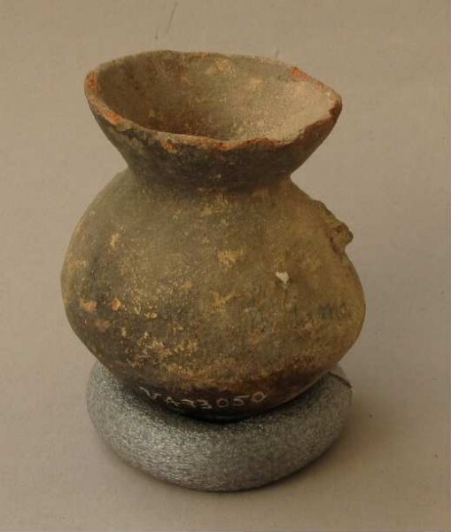 Clay vessel