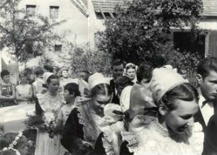 Hochzeit in Radibor : Gesellschaftliche Volkskultur - Sitten im Laufe des menschlichen Lebens - Hochzeit. Ort: Radwor / Radibor. Hochzeit.