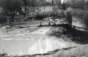 Ausschlammung des Burggrabens an der Ameide im Winter 1965/66