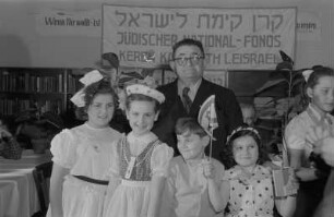 Jüdisches Kinderfest in der Religionsschule Joachimstalerstraße, organisiert durch den Jüdischen Nationalfonds