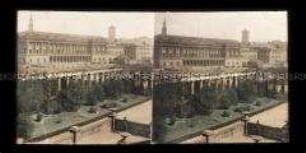Blick von der Treppe der Alten Nationalgalerie auf die Börse, Rathausturm im Hintergrund, Berlin