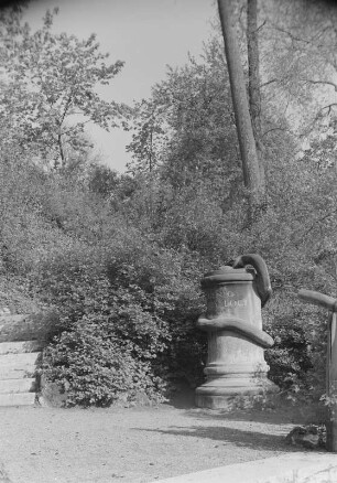 Weimar, Schlangenstein : Weimar. Schlangenstein (Kopie nach 1787; Martin Gottlieb Klauer) im Park an der Ilm (1778/1833)