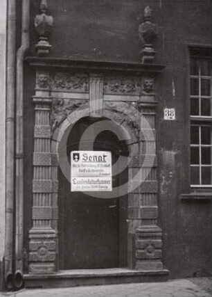 Portal des Bürgerhauses Jopengasse 38 in Danzig