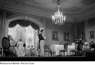 Szenen aus der Oper "Eugen Onegin" von Pjotr Iljitsch Tschaikowski in der Deutschen Staatsoper