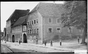 Untergrombach Ortsteilbild mit Gasthaus Zum Löwen, Obergrombacherstraße 10,12,16