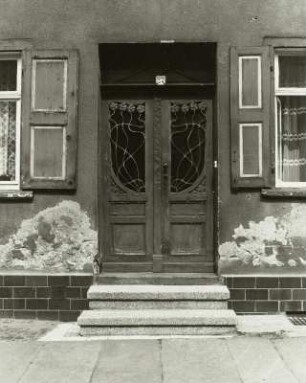 Delitzsch, Schulstraße 27. Wohnhaus (um 1905). Eingangstür