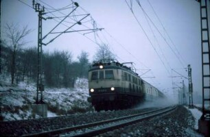 Gerlachsheim Lok 118 026 E3063 UIC-X-Gepäckwagen Bnb-Wagen