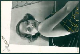 Merle Oberon - [Retrato]