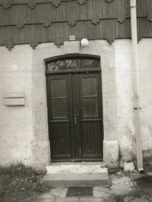 Cämmerswalde (Kreis Brand-Erbisdorf), Hauptstraße 57. Wohnhaus (um 1820). Portal