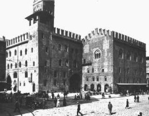 Bologna, Palazzo di Re Enzo