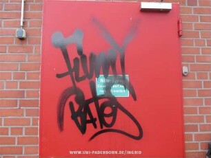 FLumY BAteS