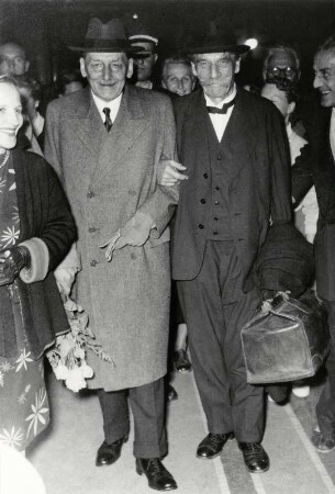 Albert Schweitzer und Oberbürgermeister Dr. Frisch in Lindau