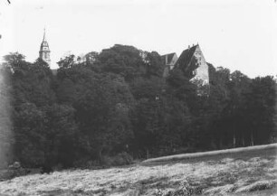 Reinsberg, Schloss : Reinsberg. Blick zum Schloss