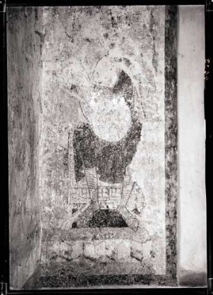 Kirche; Romanische Wandbilder im Chor, König David