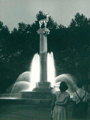 Stadtpark Schöneberg. Hirschbrunnen