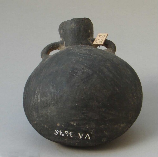 Clay vessel