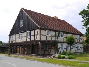 Garz, Temnitztal, Dorfstraße 4, Rotdornstraße