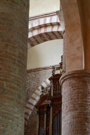 Frankreich. Bourgogne. Saone et Loire. Tournus. Kirche Saint Philibert. Romanische Abteikirche. Innen