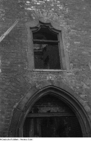 Portal und Fenster