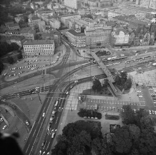 Friedrich-Engels-Platz in Leipzig : Blickrichtung Norden in die Dr.-Kurt-Fischer-Straße (Pfaffendorfer Straße)