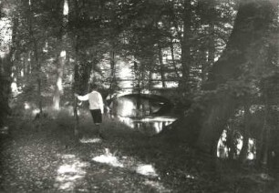 Zabeltitz. Schloßpark mit Bogenbrücke über das Röderwildbett. Anlage ab 1730; unter Graf von Wackerbarth