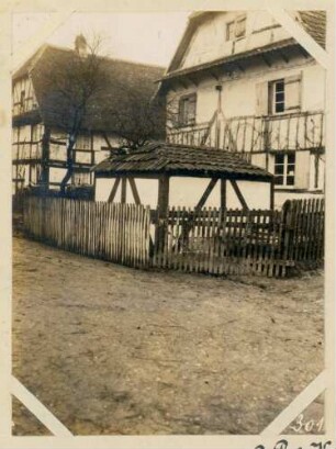 Foto eines als Backofen getarnten Maschinengewehrstandes in Carspach