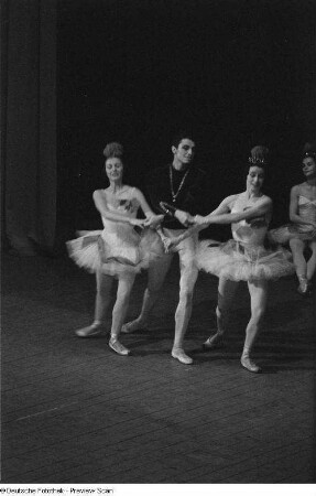Gastaufführung "Die romantischen Ballette" des Ballettensembles der Pariser Oper im Capitol