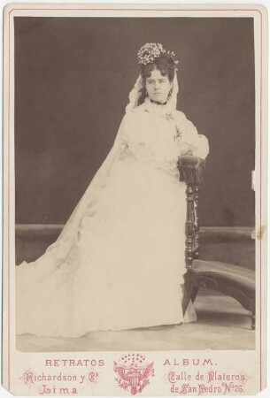 Frau spanischer Herkunft im Brautkleid, La Paz