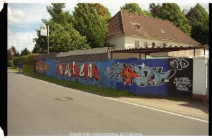 DREW | DRew utP. | MC AM StARt.. B-BOY BAStARD.. DJ BEN.. ROSEONE.. | ROt-weiß unnA