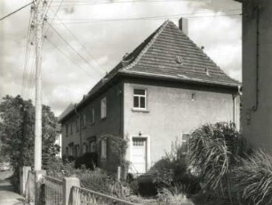 Dresden-Briesnitz, Auf dem Eigen 38-32. Wohnhaus (um 1925)
